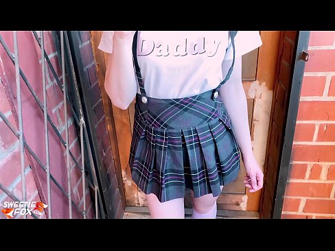 ❤️ Schoolgirl Sikini derinden Sucks ve sınıflar yerine sikikleri. ❤ Süper porno tr.pornokey.ru ❌❤