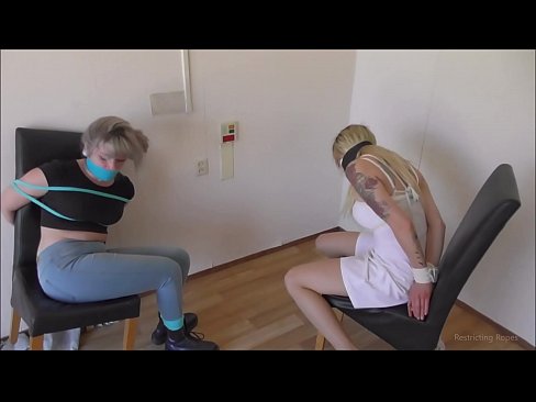 ❤️ Bağımlı / bağlı ve ağzı tıkalı / sıkıntı içinde küçük hanım ❤ Süper porno tr.pornokey.ru ❌❤